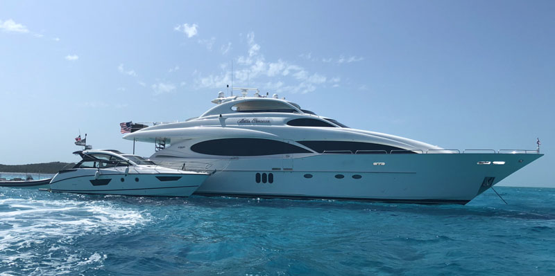 112’-LAZARRA-MEGA-YACHT