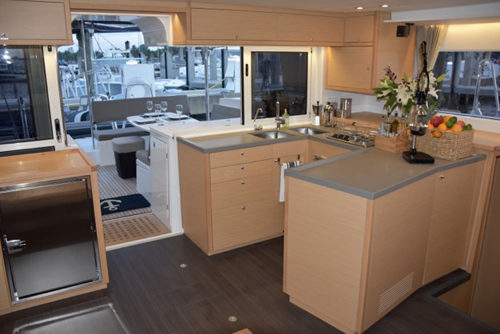 lagoon-450f-samoru-galley-img