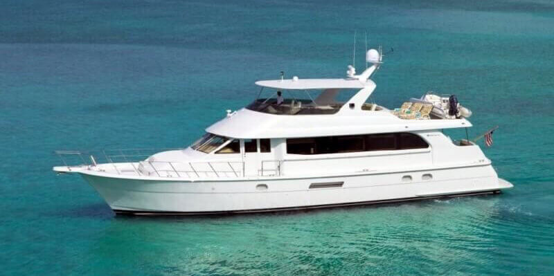 75-hatteras-luxury-yacht